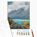 Reise in die Berge - Malen nach Zahlen Bild auf Leinwand mit Pinseln und Farben